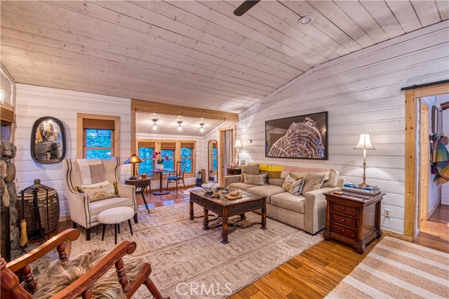 Detail Gallery Image 5 of 26 For 9287 Corral Rd, Forest Falls,  CA 92339 - 2 Beds | 1 Baths