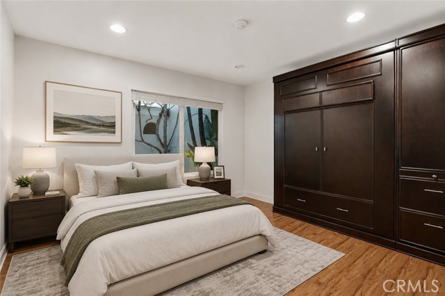 23365 Calvert Street photo 30