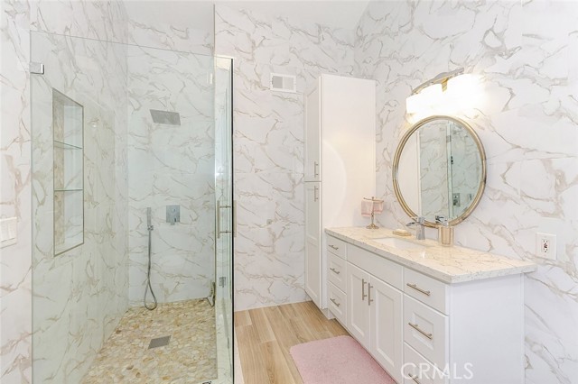 30030 Grandifloras Road, Canyon Country CA: https://media.crmls.org/medias/397a26b5-a07d-45cc-b0f3-f6e43f568cd5.jpg