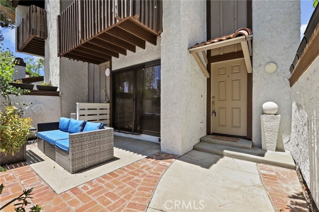 Detail Gallery Image 3 of 24 For 21535 Erwin St #131,  Woodland Hills,  CA 91367 - 2 Beds | 2 Baths