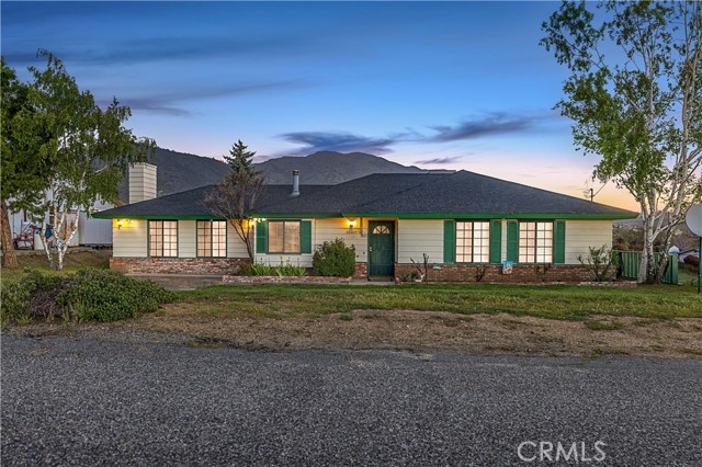 Detail Gallery Image 1 of 32 For 22209 Mccarthy Dr, Tehachapi,  CA 93561 - 3 Beds | 2 Baths