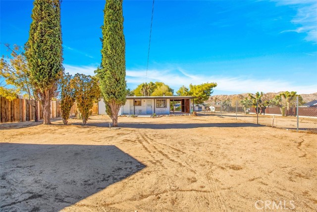 Detail Gallery Image 26 of 36 For 7457 Borrego Trl, Yucca Valley,  CA 92284 - 2 Beds | 1 Baths