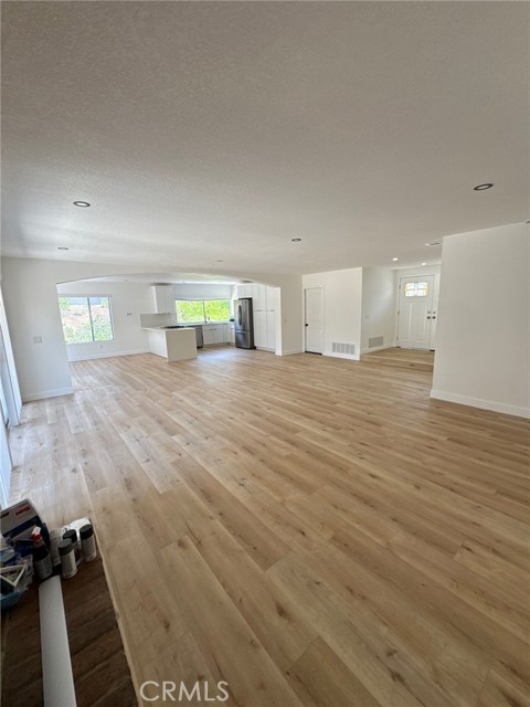 Detail Gallery Image 5 of 18 For 1245 Blazewood St, Riverside,  CA 92507 - 3 Beds | 2 Baths