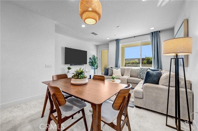 5092 Long Beach photo 4