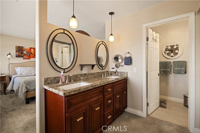 Image 22 of 42 For 16541 Charleyville