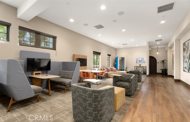12060 Turnleaf Avenue, Whittier CA: https://media.crmls.org/medias/397bfa3a-76fd-4a01-9fd8-e7ec76860bec.jpg