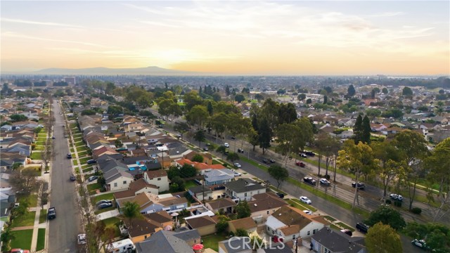 Image 36 of 39 For 2917 Del Amo