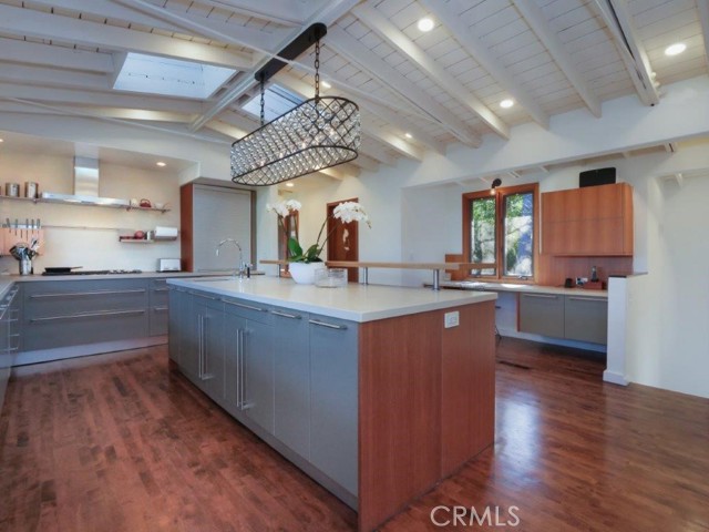 1560 Granvia Altamira, Palos Verdes Estates, California 90274, 5 Bedrooms Bedrooms, ,4 BathroomsBathrooms,Residential,Sold,Granvia Altamira,PV22011175