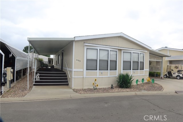 5001 W Florida, Hemet CA: https://media.crmls.org/medias/397c7dc0-4fef-4fb5-bdac-ef4b75aeda03.jpg