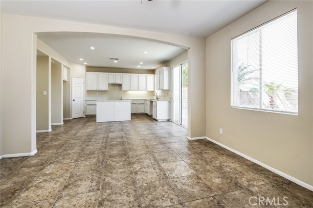 Detail Gallery Image 3 of 19 For 2545 Cattail Pl, Palmdale,  CA 93551 - 4 Beds | 2/1 Baths