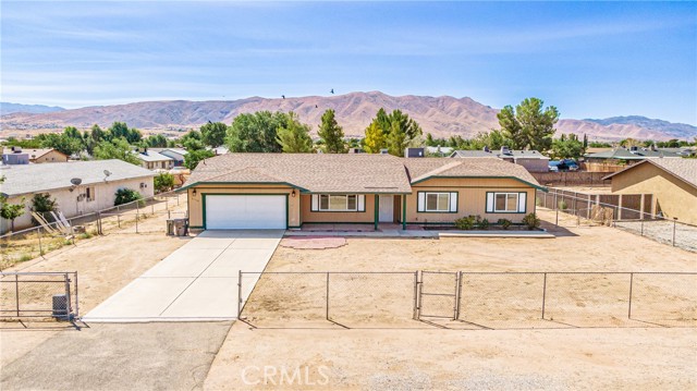 Detail Gallery Image 1 of 1 For 21179 Valencia St, Apple Valley,  CA 92308 - 4 Beds | 2 Baths