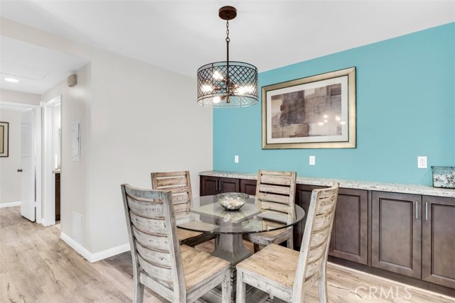 Detail Gallery Image 5 of 41 For 2096 Ronda Granada #O,  Laguna Woods,  CA 92637 - 2 Beds | 2 Baths