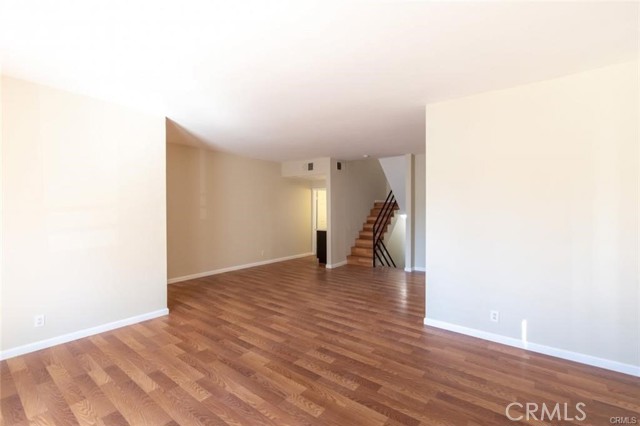 Detail Gallery Image 8 of 29 For 14948 Moorpark St, Sherman Oaks,  CA 91403 - – Beds | – Baths