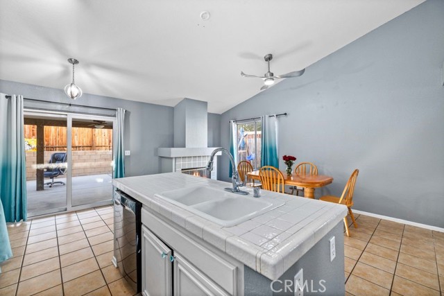 Detail Gallery Image 10 of 35 For 43527 Grange St, Lancaster,  CA 93535 - 4 Beds | 2 Baths