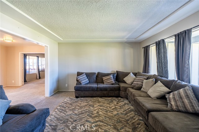 40425 Whittier Ave, East Hemet, CA 92544 photo 14
