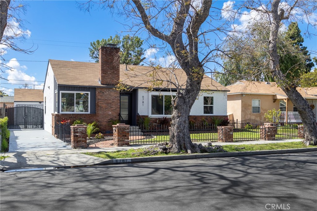 6781 Lime Avenue, Long Beach, CA 90805