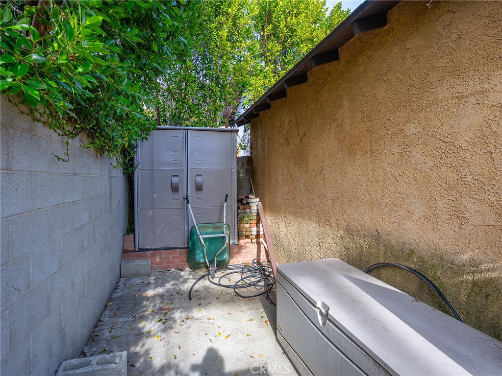 3309 Wedgewood Lane Burbank img 12