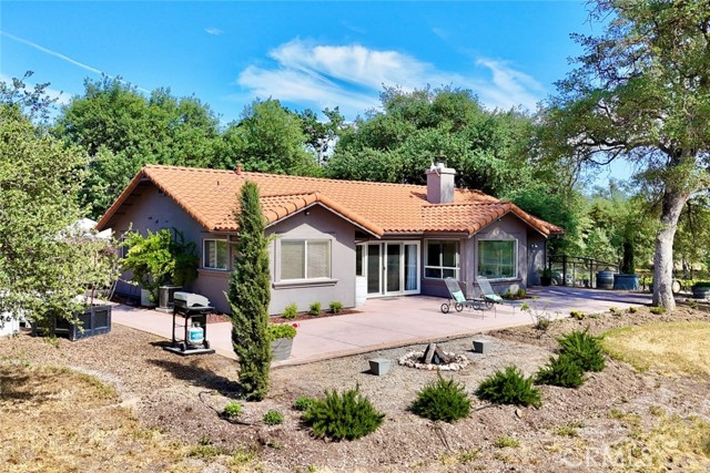 53600 Bradley Lockwood Road, Lockwood CA: https://media.crmls.org/medias/39810a06-2e43-4c25-90b6-913b7c21c796.jpg