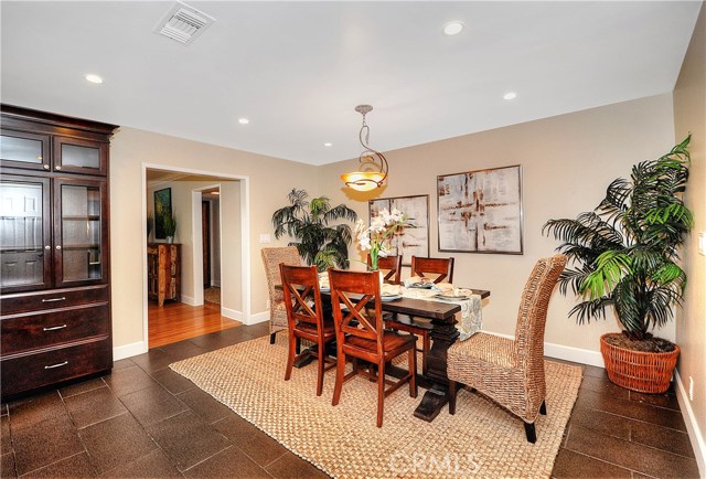 217 Vista Del Parque, Redondo Beach, California 90277, 4 Bedrooms Bedrooms, ,2 BathroomsBathrooms,Residential,Sold,Vista Del Parque,PV17010276