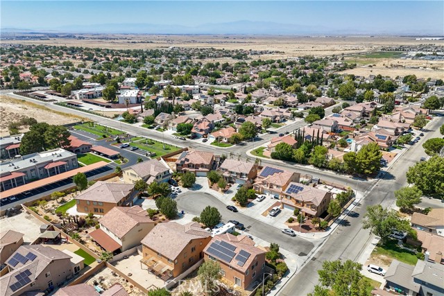 3223 W Avenue J7, Lancaster CA: https://media.crmls.org/medias/39811c8a-2d48-4628-82cd-ef426179462c.jpg