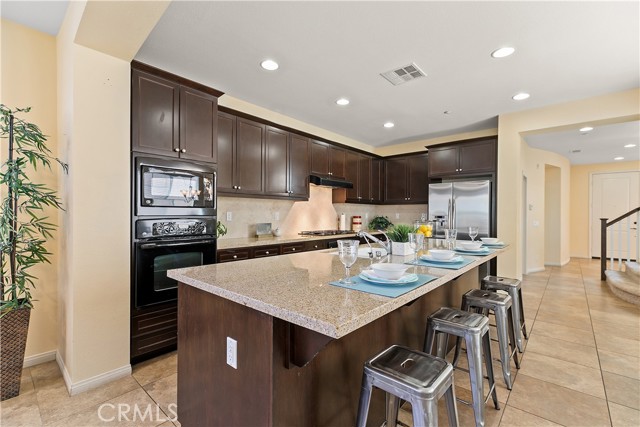 Detail Gallery Image 18 of 46 For 213 Polk St, Placentia,  CA 92870 - 5 Beds | 4 Baths