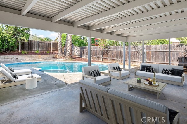 Detail Gallery Image 4 of 32 For 1254 Marjorie Pl, Escondido,  CA 92027 - 3 Beds | 2 Baths