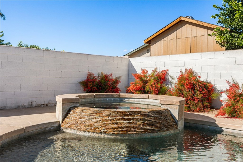 MLS #OC25274170 image #58