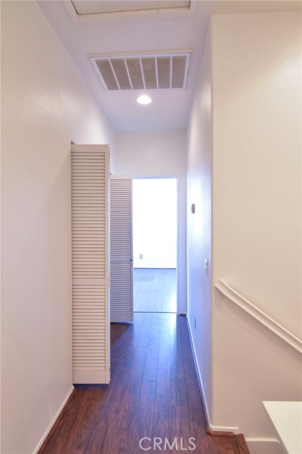 1120 N Solano Privado, Ontario CA: https://media.crmls.org/medias/3982e0a8-1db9-42a6-903c-f18e64b5d1bf.jpg