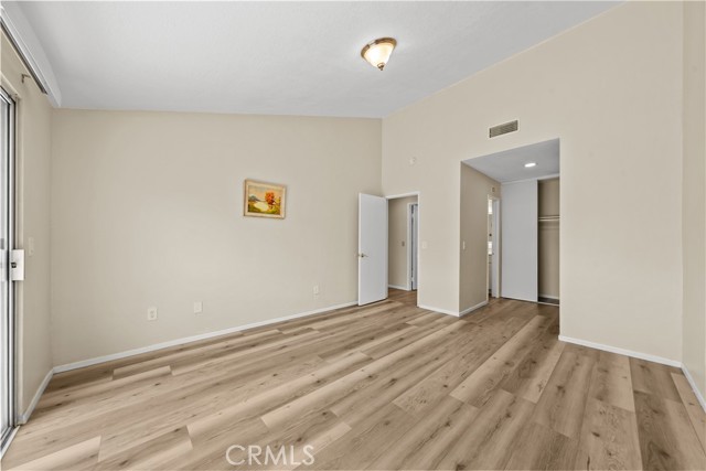Detail Gallery Image 8 of 16 For 684 Parkview Dr, Lake Elsinore,  CA 92530 - 2 Beds | 1 Baths