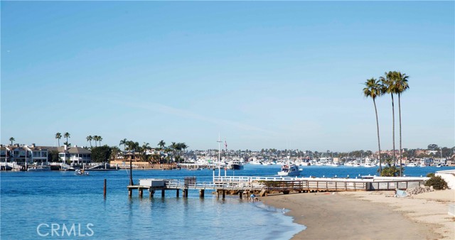 Detail Gallery Image 20 of 33 For 2708 Shell St, Corona Del Mar,  CA 92625 - 3 Beds | 3 Baths