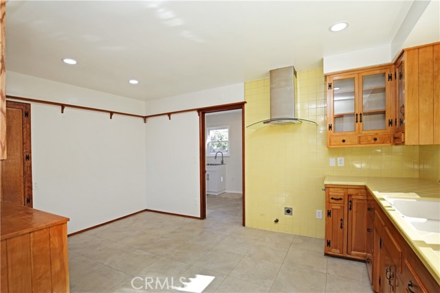 Detail Gallery Image 18 of 35 For 8230 Manzanar Ave, Pico Rivera,  CA 90660 - 2 Beds | 2 Baths