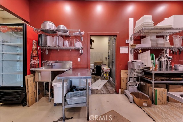  Commercial for Sale in Van Nuys, California