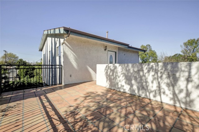 Image 40 of 50 For 6648 Gaviota Avenue