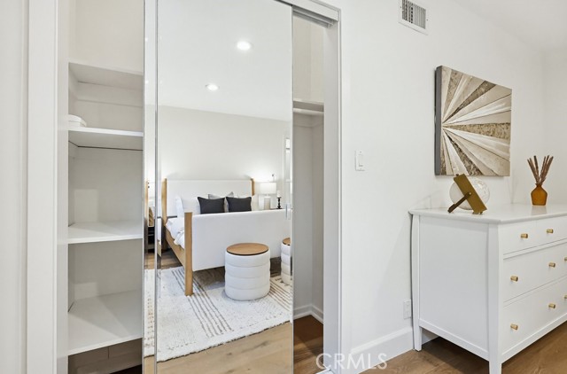 Detail Gallery Image 22 of 34 For 12308 La Maida St, Valley Village,  CA 91607 - 3 Beds | 2 Baths