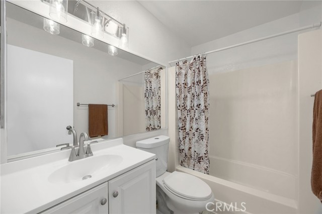 Detail Gallery Image 20 of 27 For 1428 Vista Grande, Fullerton,  CA 92835 - 3 Beds | 2/1 Baths