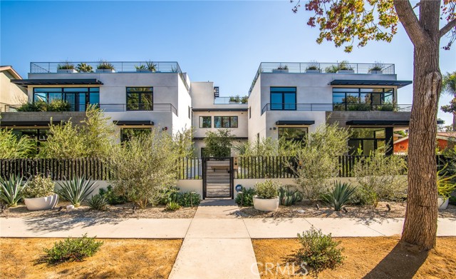 812 Huntley Drive Unit#104