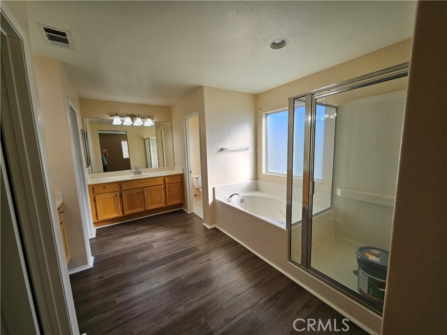 Detail Gallery Image 19 of 28 For 4120 Forest Highlands Cir, Corona,  CA 92883 - 4 Beds | 3 Baths