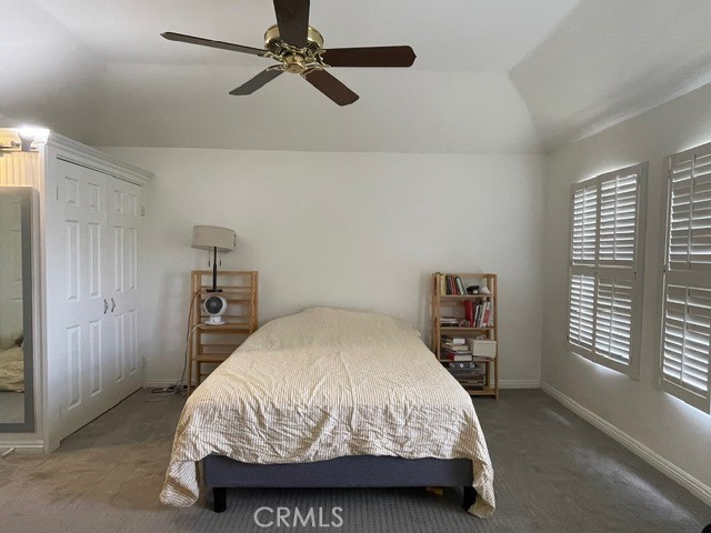https://media.crmls.org/medias/398768fb-d593-4e27-9ff5-4ca0e4841832.jpg?preset=X-Large