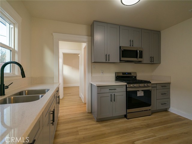 Detail Gallery Image 7 of 16 For 3453 Estrada, Los Angeles,  CA 90023 - – Beds | – Baths