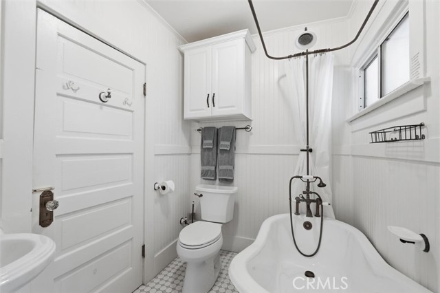 610 Carnelian, Redondo Beach, California 90277, ,Residential Income,For Sale,Carnelian,SB26077419