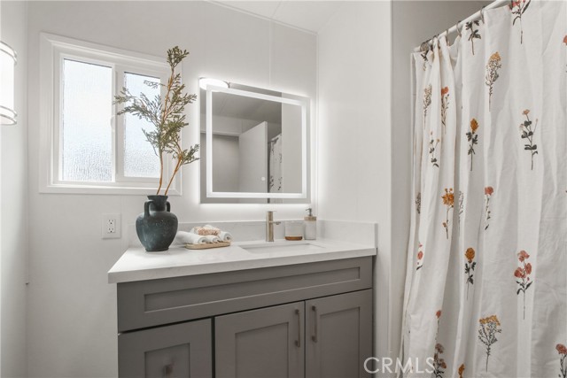 Detail Gallery Image 7 of 10 For 23701 S Western Ave #7,  Torrance,  CA 90501 - 3 Beds | 2 Baths