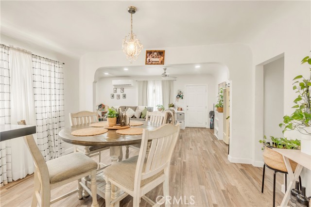 764 W 107th Street, Los Angeles CA: https://media.crmls.org/medias/398a0e88-62af-4126-b4b7-67f5e76fc157.jpg
