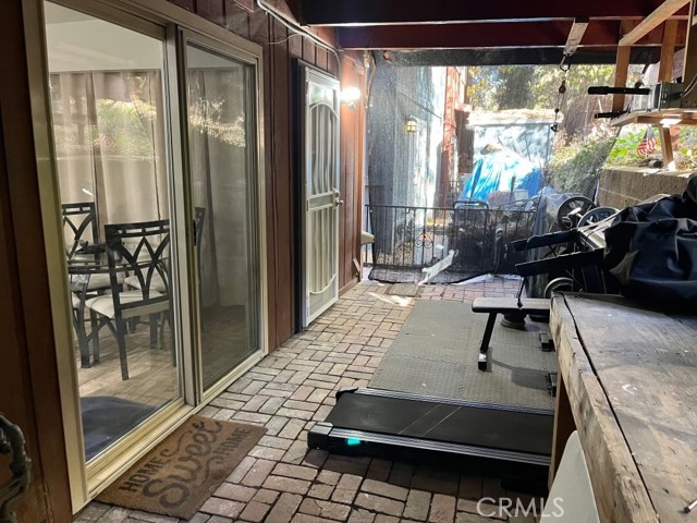 22903 Waters Drive, Crestline, CA 92325