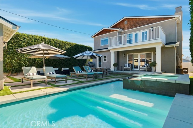 Detail Gallery Image 25 of 57 For 2311 W Clark Ave, Burbank,  CA 91506 - 4 Beds | 4/1 Baths