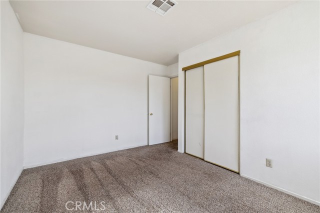 3112 Echo Drive, Rosamond CA: https://media.crmls.org/medias/398ad0ef-555f-4f35-8b63-b721686c624c.jpg