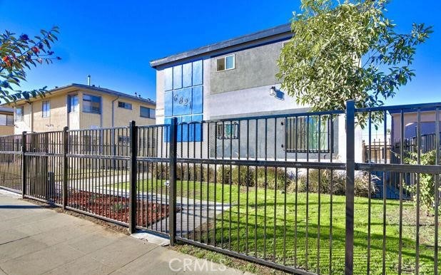 MLS #OC26134374 image #1