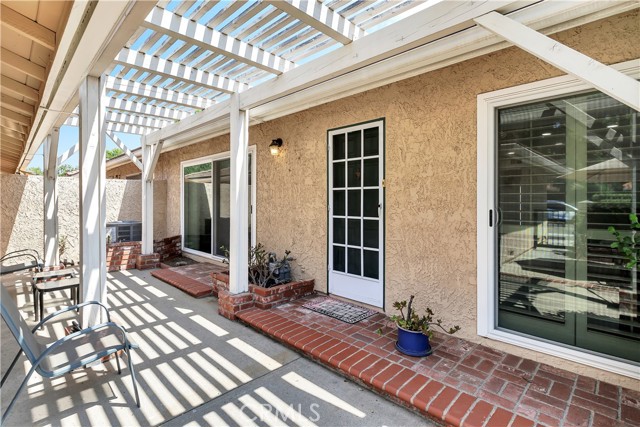 Detail Gallery Image 21 of 24 For 2133 Crespi Ln, Westlake Village,  CA 91361 - 2 Beds | 2 Baths