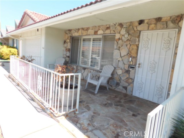 Detail Gallery Image 3 of 37 For 1221 W Westmont Ave, Hemet,  CA 92543 - 2 Beds | 2 Baths