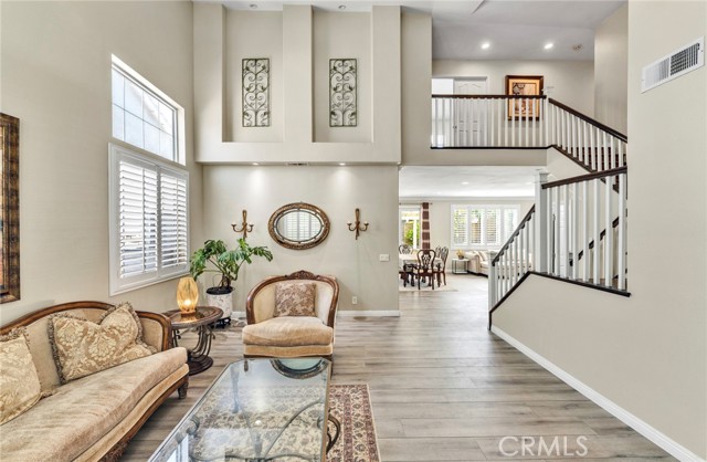 Detail Gallery Image 3 of 37 For 2517 Macbeth Ave, Corona,  CA 92882 - 5 Beds | 4 Baths