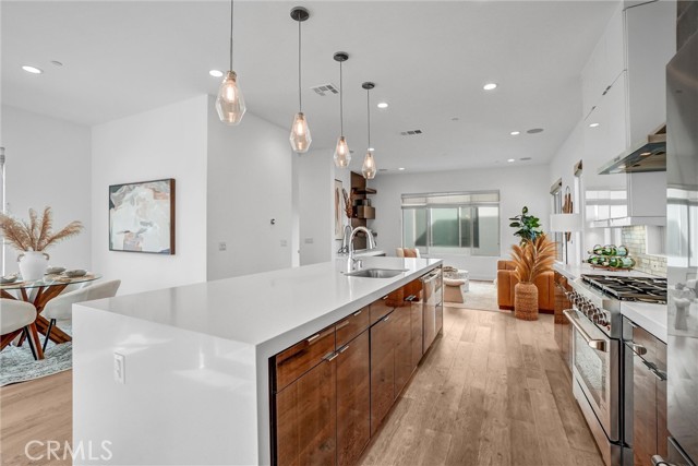 Image 7 of 51 For 24 Ebb Tide  